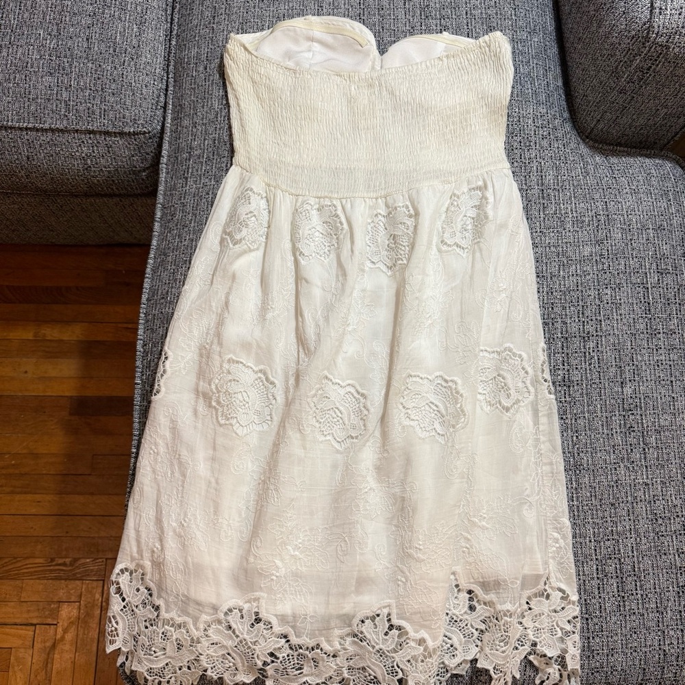 MM Couture Strapless Ivory Lace Dress - Picture 6 of 7